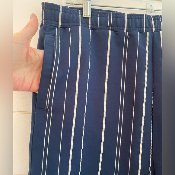 The Upside mens size 34 Bermuda board short Nautical pull on stripped preppy - Picture 8 of 8